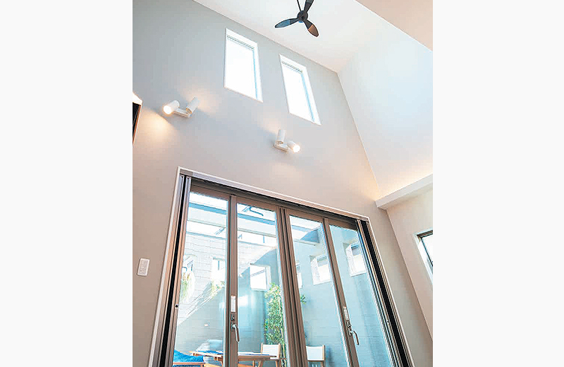 開放感のある吹き抜け