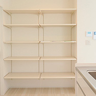 キッチン収納棚