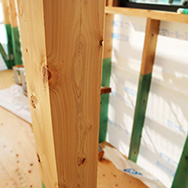 ヒノキ材（土台・柱）