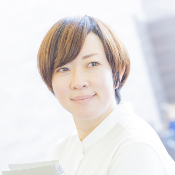 矢部　由美子