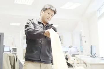 栁田　徹